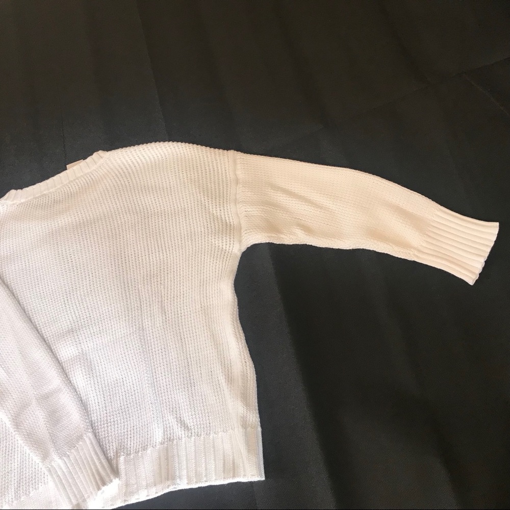 Loft Soft Knit Elliptical Hem White Sweater M - Picture 10 of 10